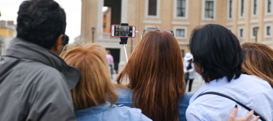 selfie mostra maurizio riccardi