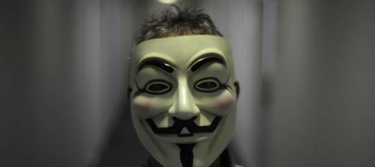 Il benvenuto di Anonymous ad ArcelorMittal. Perché gli hanno hackerato il sito
