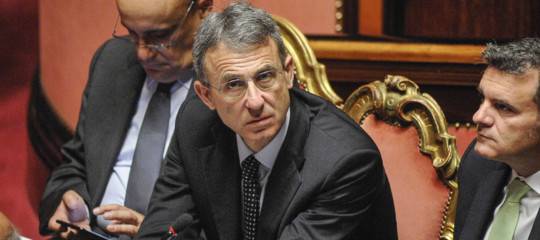 Il ministro Costa ha cambiato idea o no sui prestiti europei per il dissesto idrogeologico?