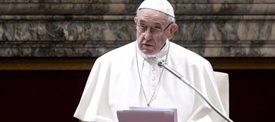 pedofilia satana papa francesco vaticano