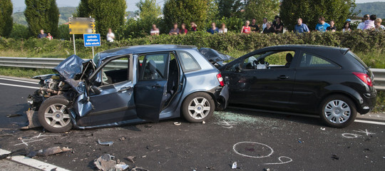 corsa folle in video Fb prima di morire in autostrada