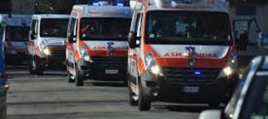 scuolabus rovesciato padova