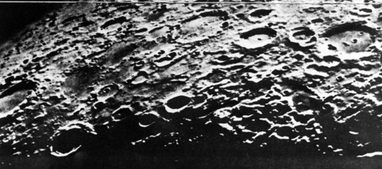 libri sulla luna