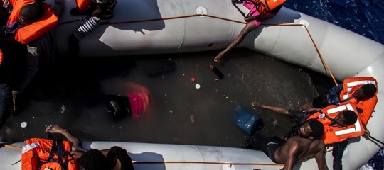 Migranti Lampedusa arresto scafisti