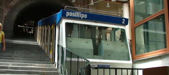 chiude funicolare mergellina napoli