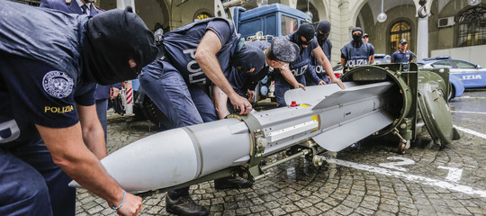 sequestro armi missile aria aria razziere