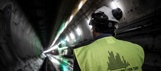 Tav licenziato tecnico analisi costi benefici