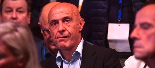 migranti intervista minniti sbarchi