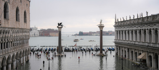 Venezia marea acqua alta picco